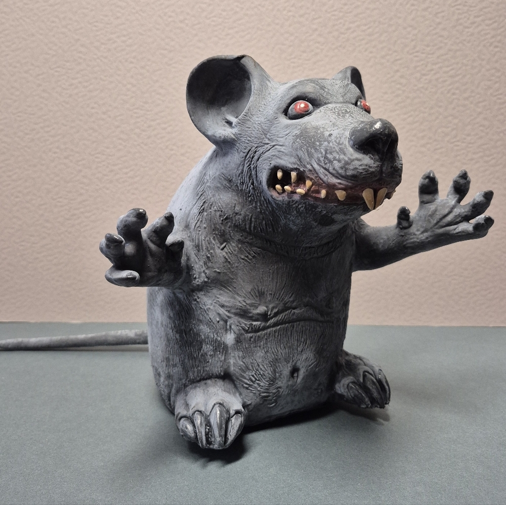 Halloween Rat (Rubber/Latex?) Large - Mutant, Zombie - Red Eyes
